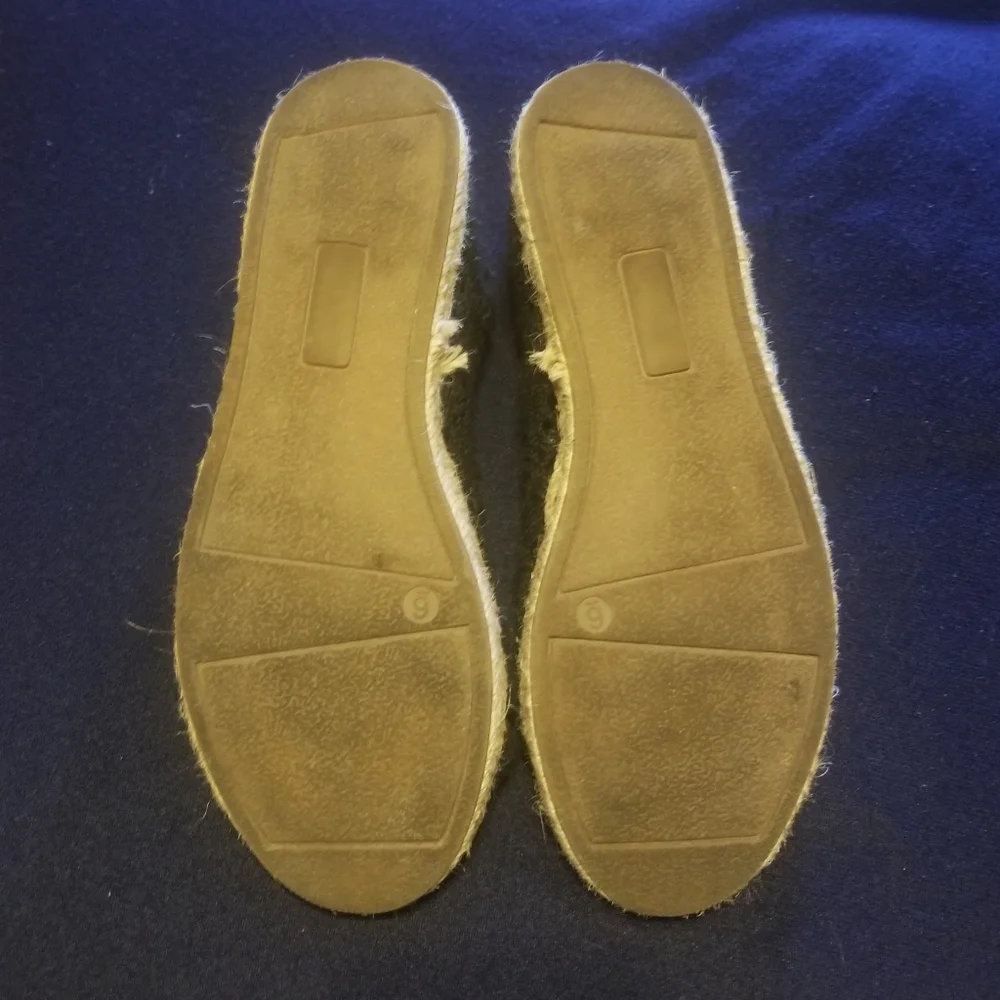 Color 2/2: VGUC 6M "Lana" peep toe black espadrille flats, & box - Picture 4 of 7